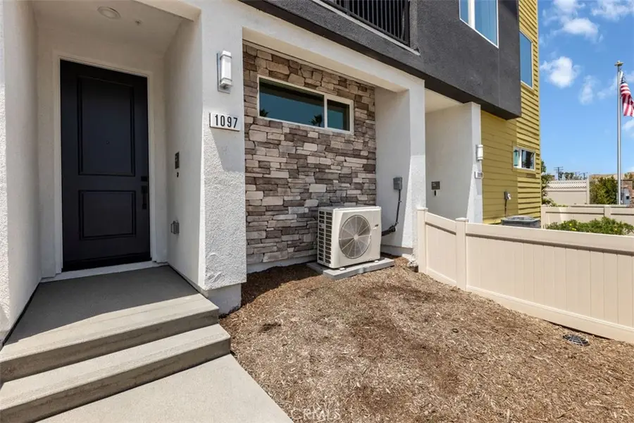 1097 N Harbor Boulevard, Anaheim, CA 92801 - #3