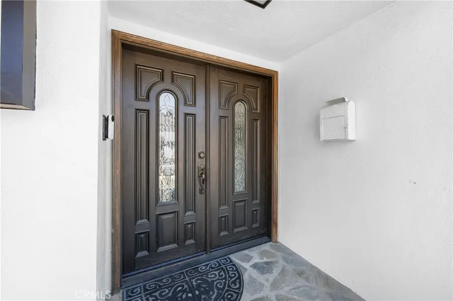 3859 Hollyview Terrace, Culver City, CA 90232 - Image #3