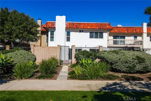 26 Palmento Way, Irvine, CA 92612