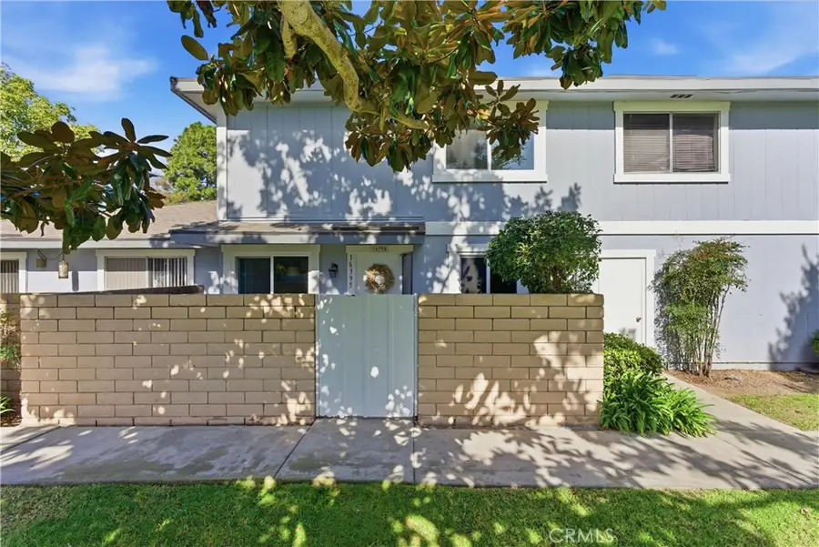 16395 Del Oro Circle, Huntington Beach, CA 92649 - Image #2