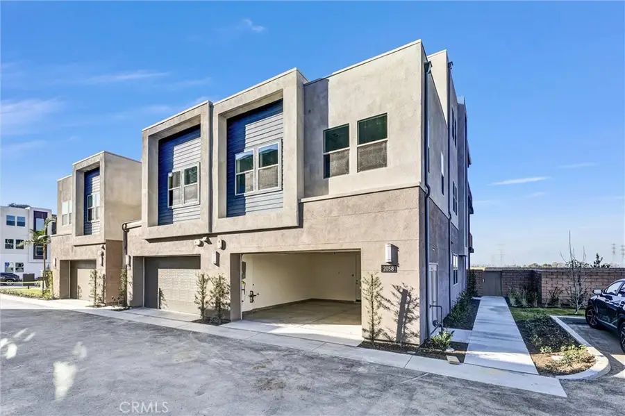 2058 Hollyleaf, Montebello, CA 90640 - #2