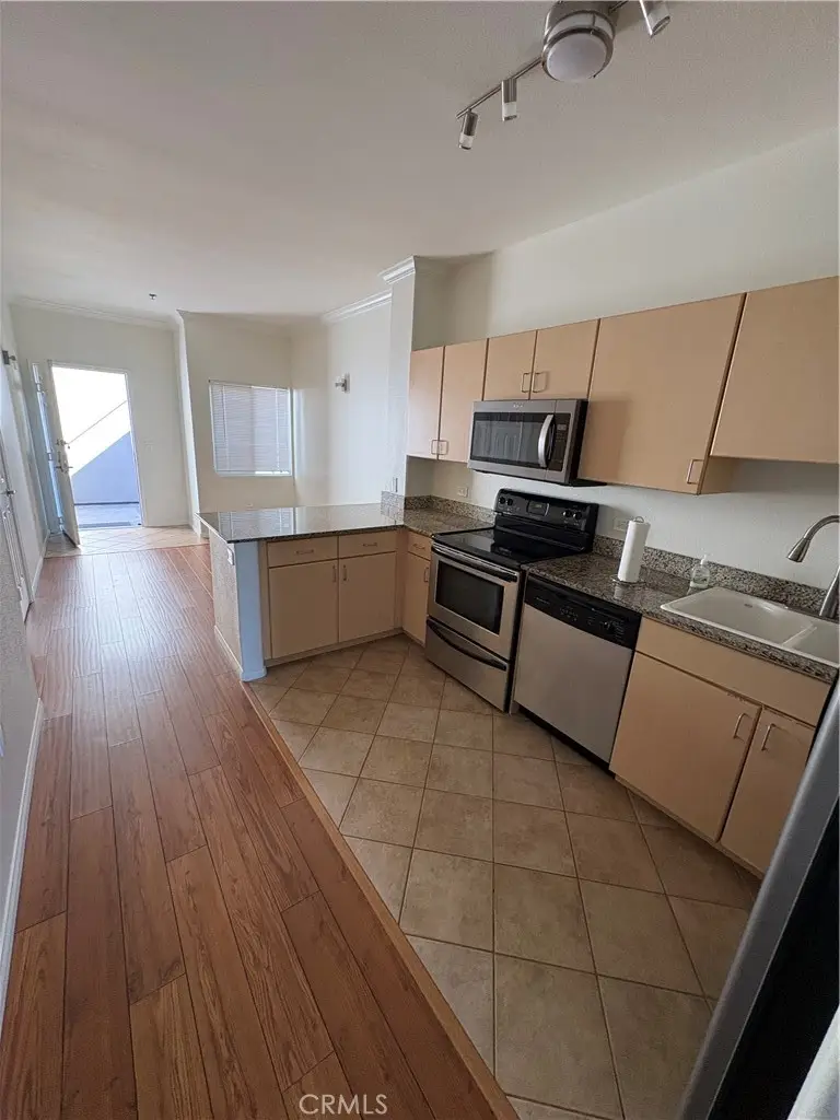 1643 6th Ave #412, San Diego, CA 92101 - #2