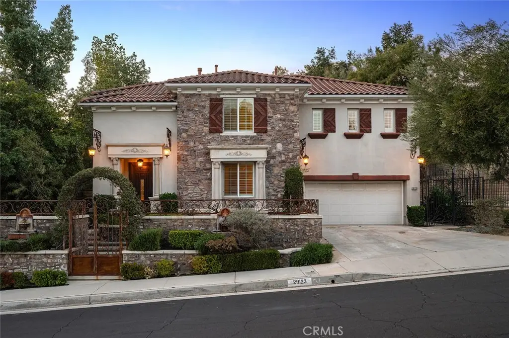 29123 Black Pine, Saugus, CA 91390 - #1