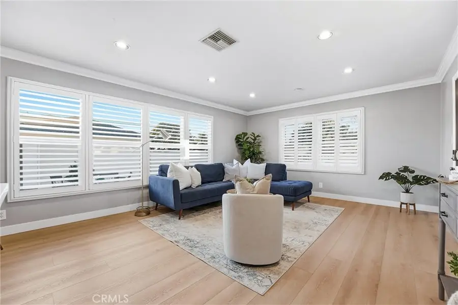 190 N Flower, Orange, CA 92868 - #3