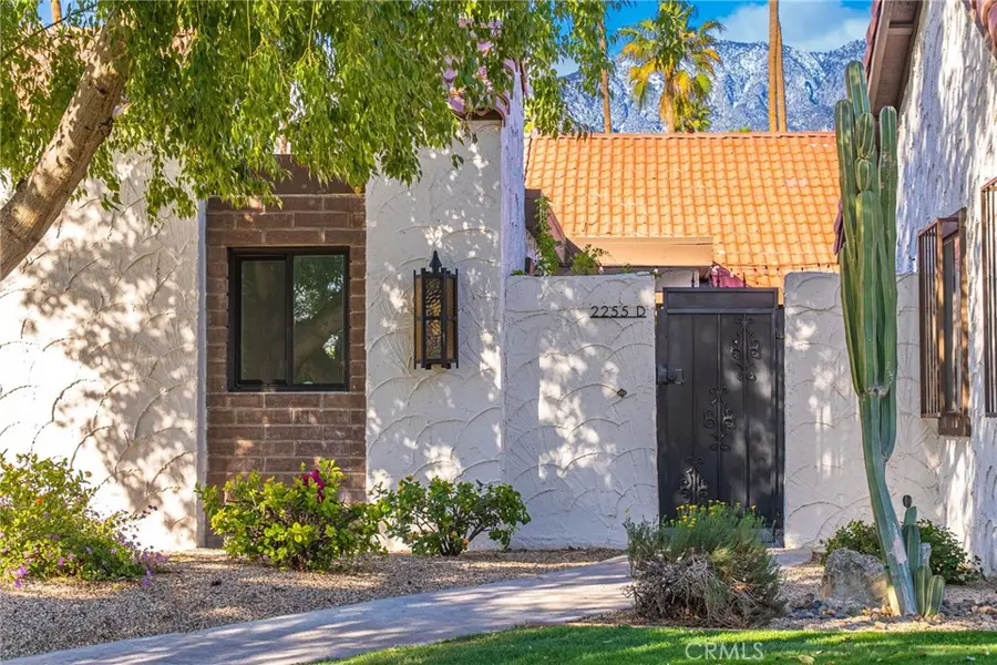 2255 Miramonte Circle W #D, Palm Springs, CA 92264 - #2