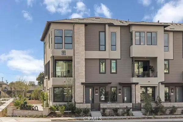 101 Laxore St. #205, Anaheim, CA 92804