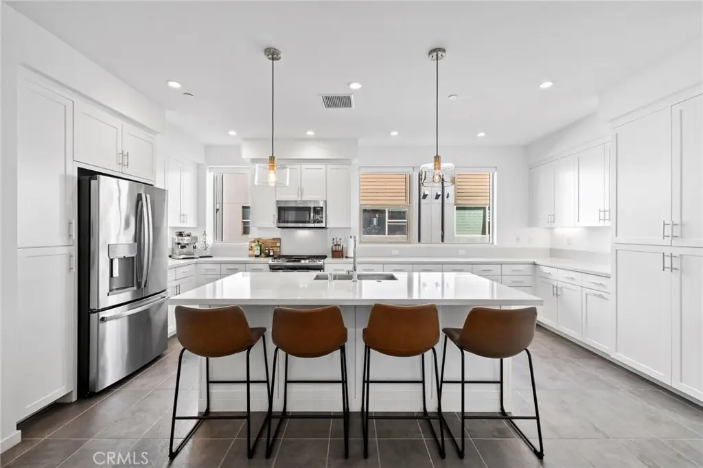 162 Placemark, Irvine, CA 92614 - #1