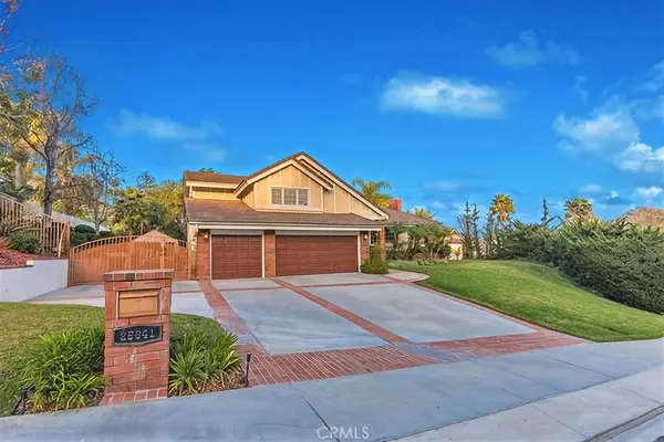 25641 Rapid Falls Road, Laguna Hills, CA 92653