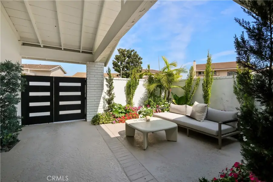 22 Rue Cannes, Newport Beach, CA 92660 - #3