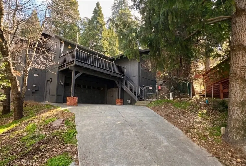 23095 Hemlock, Crestline, CA 92325 - #1