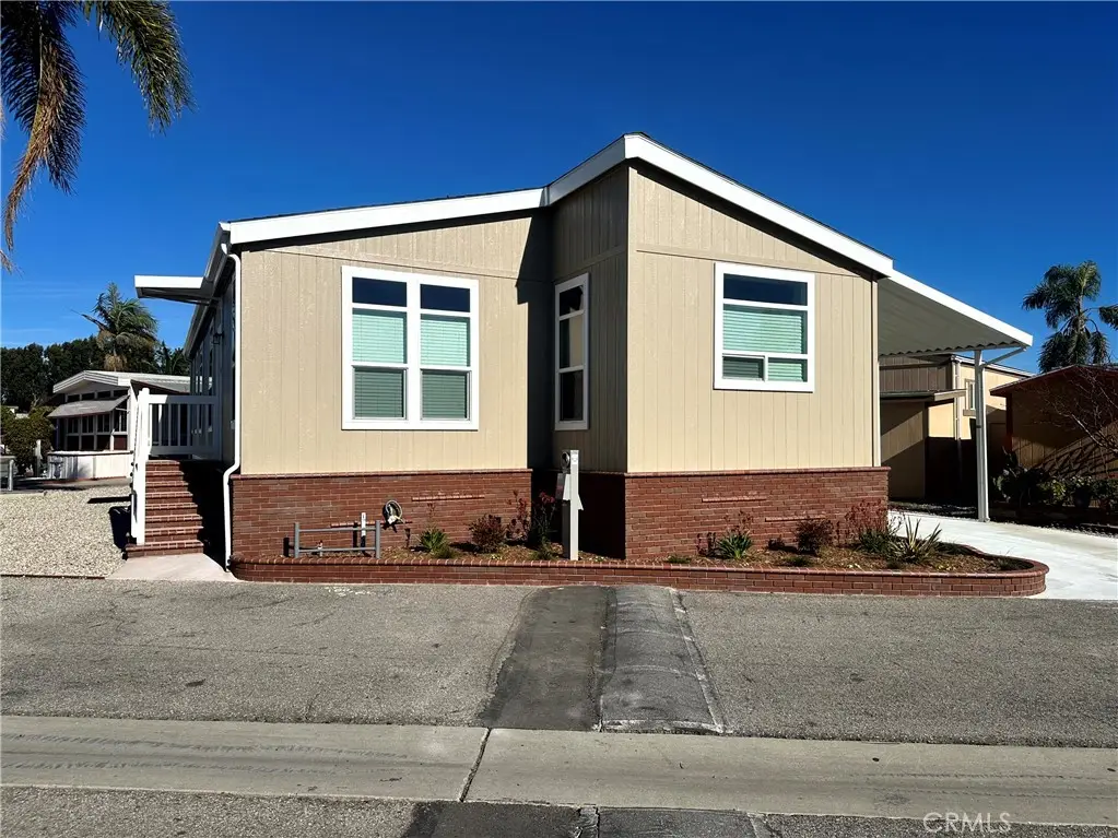1585 Cherry #100, Oxnard, CA 93033 - #1