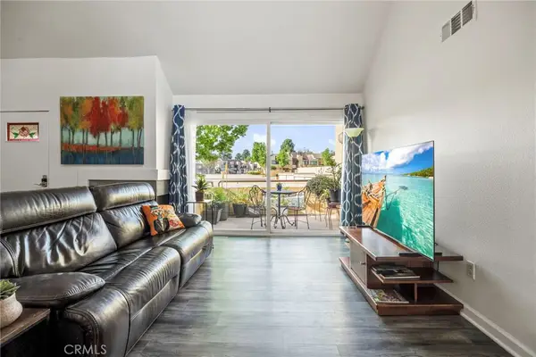 25712 Le Parc #20, Lake Forest, CA 92630
