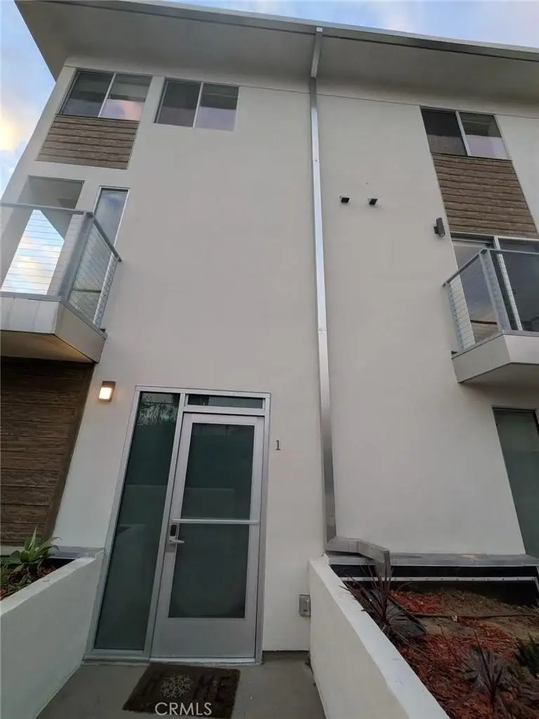 1245 N New Hampshire Ave #1, Los Angeles, CA 90029 - #1