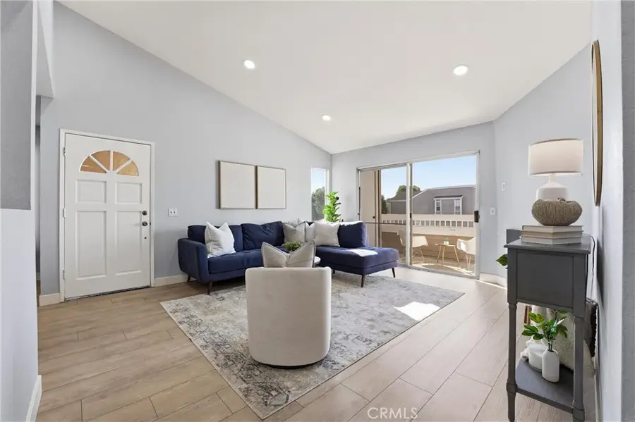 10345 W Briar Oaks #E, Stanton, CA 90680 - #3