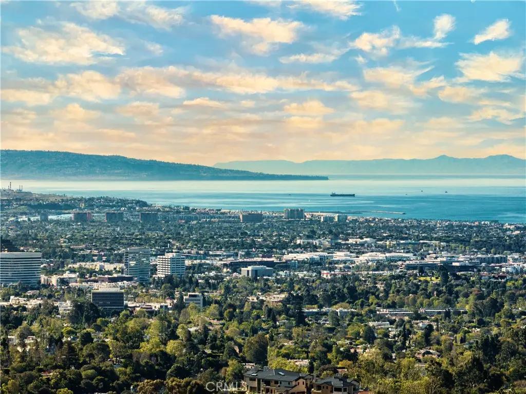 1000 N Bundy, Los Angeles, CA 90049 - #1