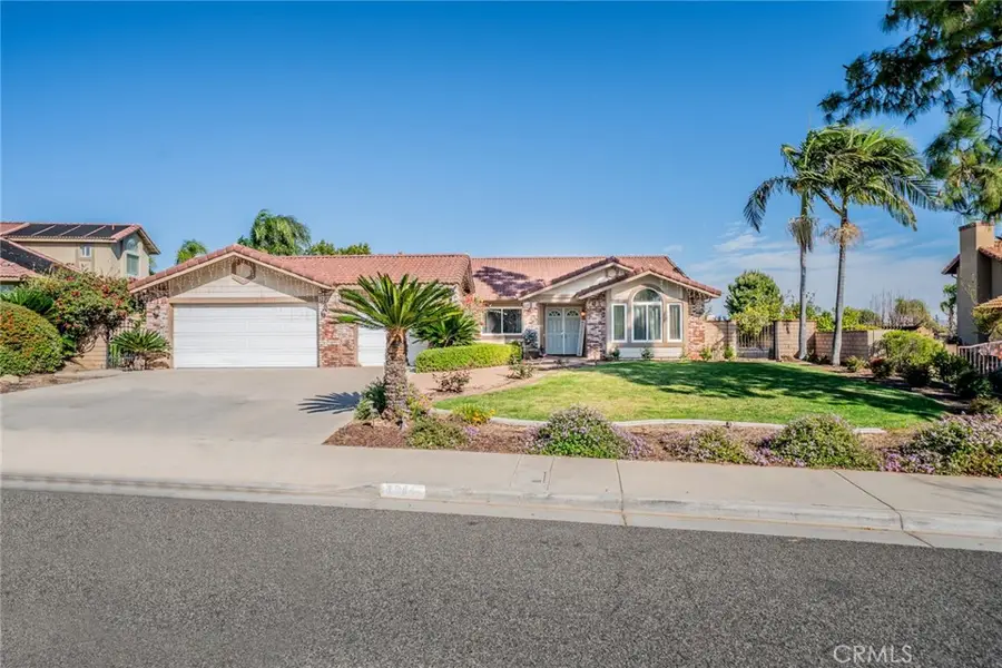 6744 Mission Grove N, Riverside, CA 92506 - #2