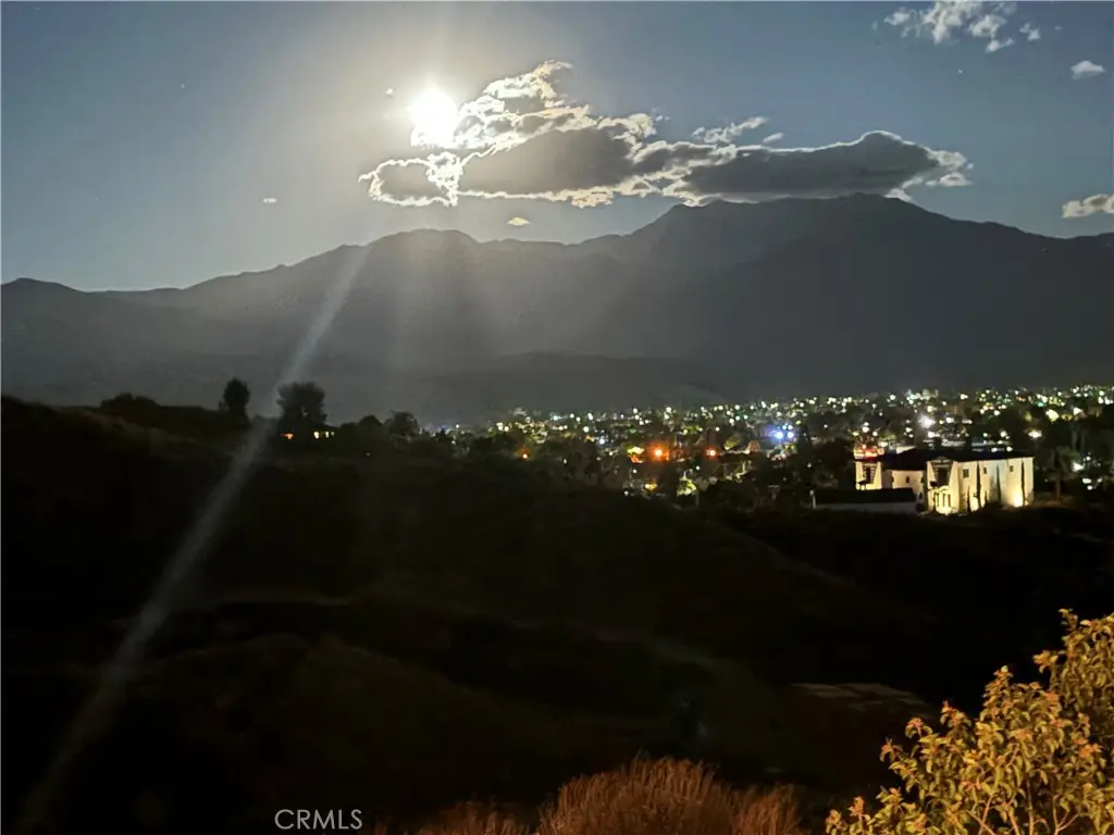 300 Anderson, Hemet, CA 92544 - #1