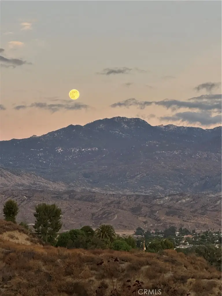 300 Anderson, Hemet, CA 92544 - #3