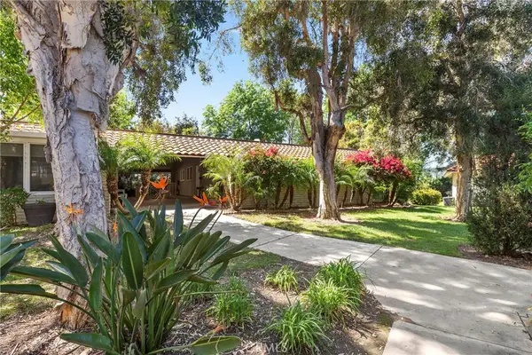 901 Ronda Sevilla #P, Laguna Woods, CA 92653