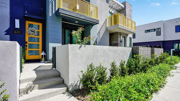 16372 Moonstone Circle, Tustin, CA 92782