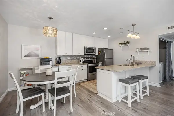 21981 Rimhurst Dr # P-160 #P-160, Lake Forest, CA 92630
