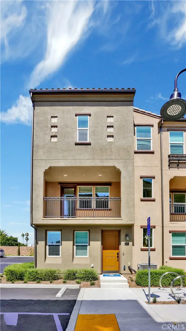 2211 W Orange #21, Anaheim, CA 92804