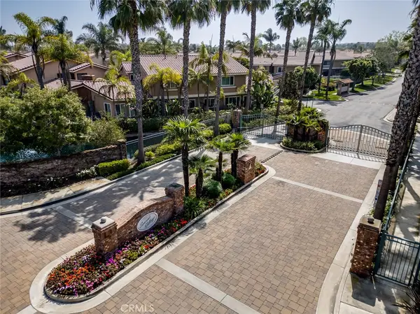 7892 Waterfall, Huntington Beach, CA 92648