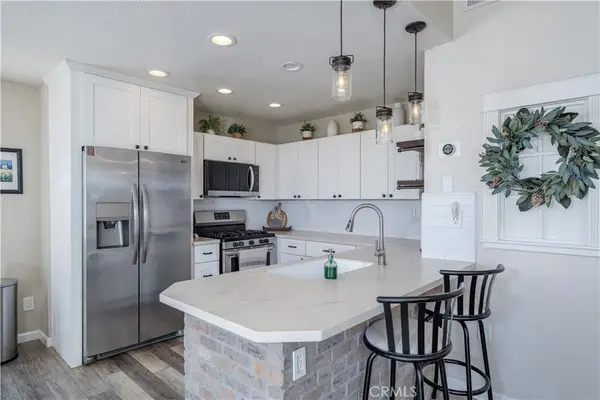 2552 Avenida Del Vista #204, Corona, CA 92882