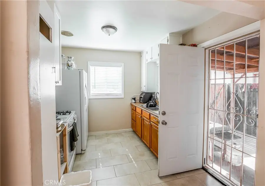 12127 216th, Hawaiian Gardens, CA 90716 - #3