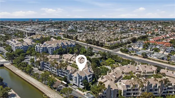 20251 Cape Coral Lane #101, Huntington Beach, CA 92646