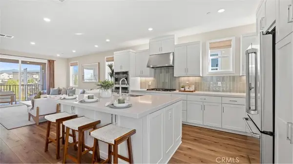 713 Sonia, Irvine, CA 92618