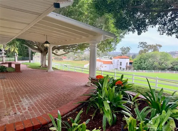 2086 Playa Road, Carlsbad, CA 92009