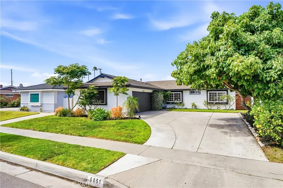 6051 Kimberly Drive, Huntington Beach, CA 92647 - #2