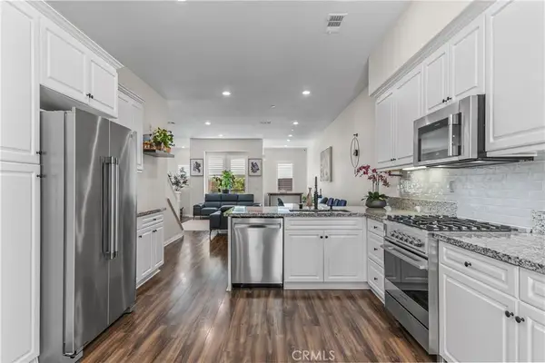 135 Neptune, Irvine, CA 92618