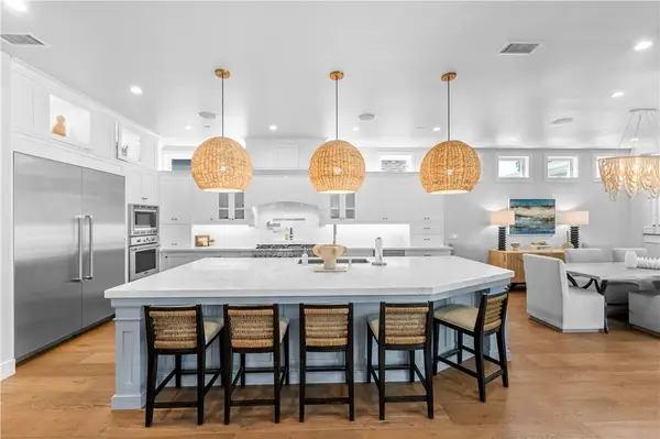 817 Main Street, Huntington Beach, CA 92648