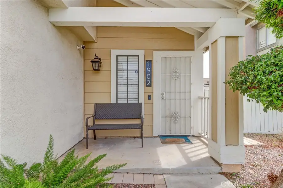 1902 W Westwind, Colton, CA 92324 - #2
