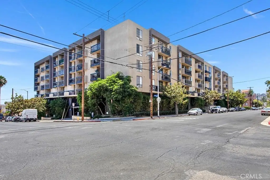 7320 Hawthorn Avenue #318, Los Angeles, CA 90046 - #1