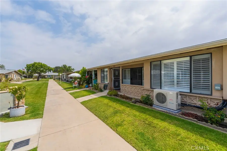 1681 Tam O Shanter Road #M12 10H, Seal Beach, CA 90740 - #3