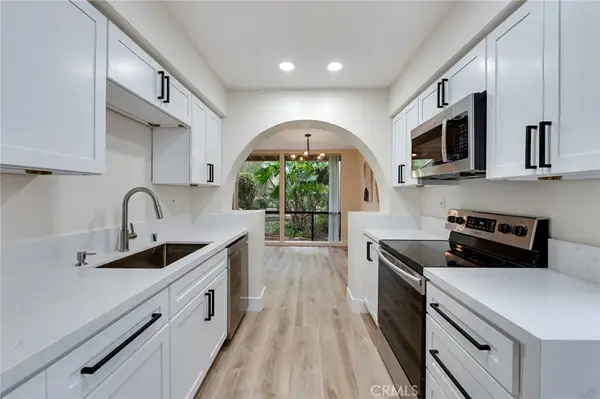 104 Lakepines, Irvine, CA 92620