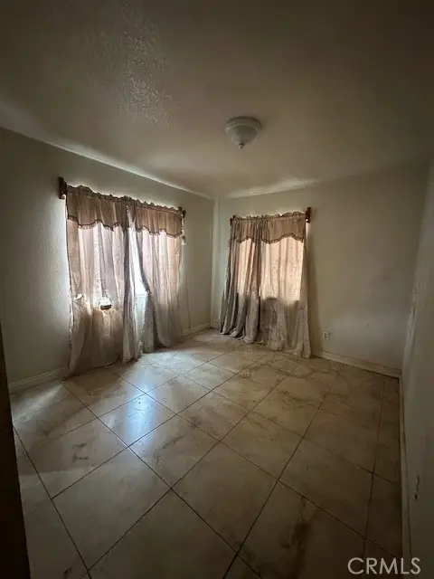 8103 E Holmes Ave. Avenue, Los Angeles, CA 90001 - #3
