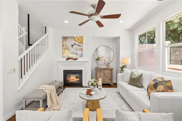 40 Trailing Vine, Irvine, CA 92602