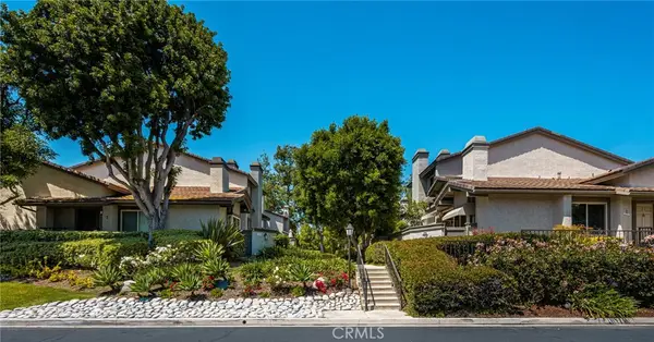 8 Moon Shadow #8, Irvine, CA 92603