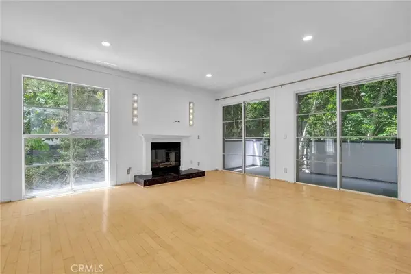 1401 S Bentley #203, Los Angeles, CA 90025