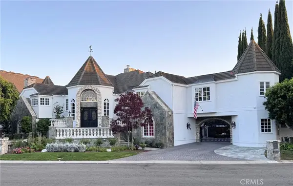 25732 Highplains Terrace, Laguna Hills, CA 92653