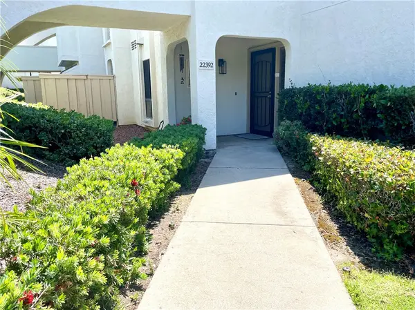 22392 Manacor #1, Mission Viejo, CA 92692