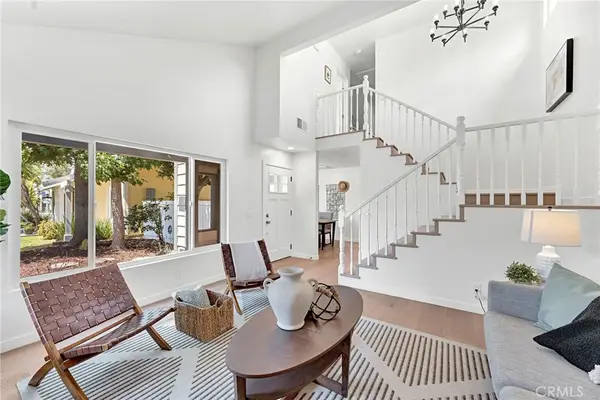 15 Snowapple, Irvine, CA 92614