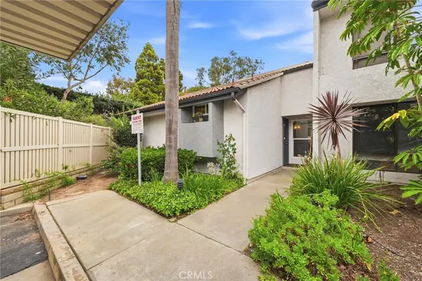 215 Wichita Avenue #409, Huntington Beach, CA 92648