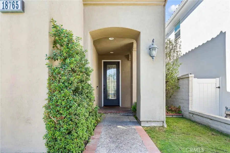 18765 Stratton Lane, Huntington Beach, CA 92648 - #3