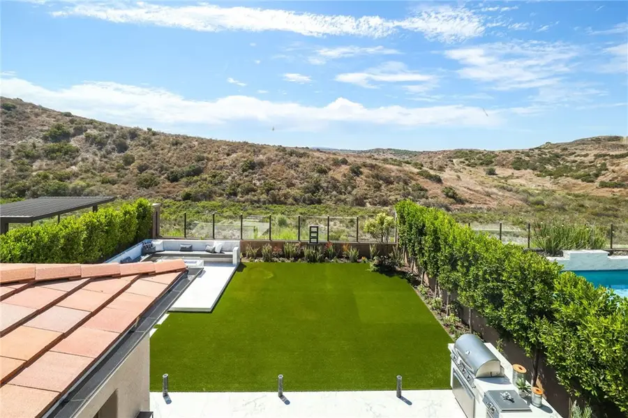 118 Tomahawk, Irvine, CA 92618 - #3