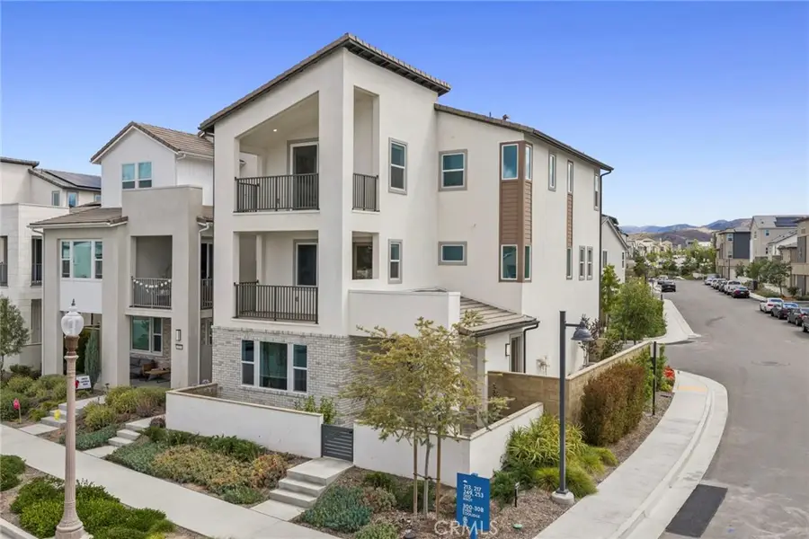 427 Flycatcher, Irvine, CA 92618 - #3